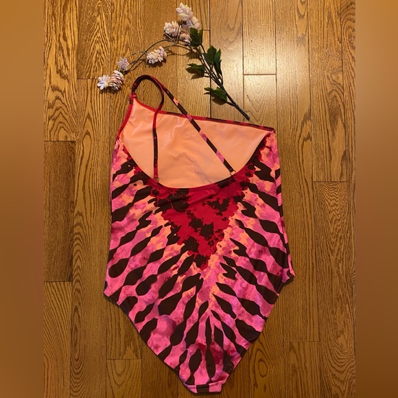 Aerie One Piece swimsuit | One shoulder swimsuit | Swimwear - Picture 3 of 6